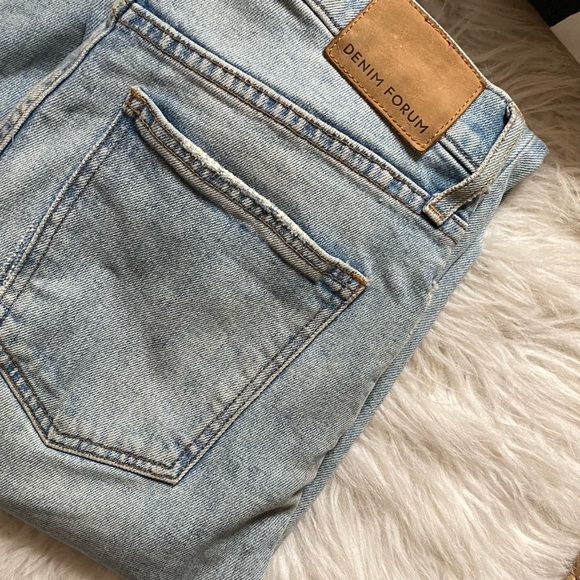 Denim Forum | Yoko High Rise Slim 26L - Picture 1 of 6